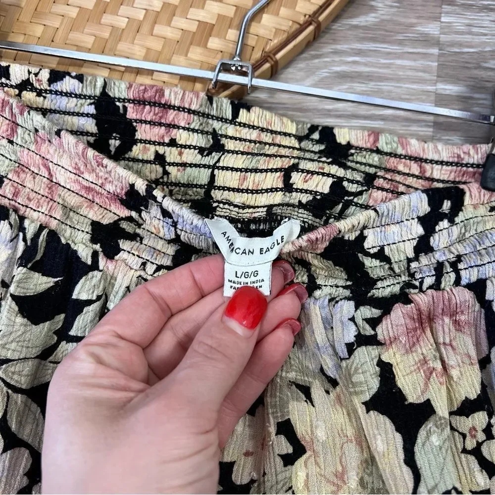American eagle‎ floral printed ruffle shorts